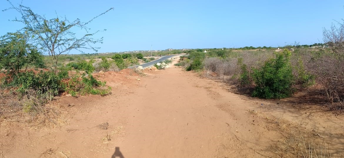 Lamu road prime plots for sale