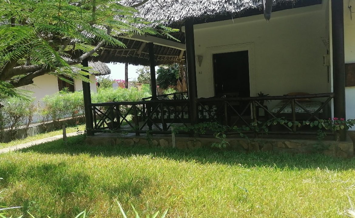 karibuni-villas-for-sale- 1 br chalet