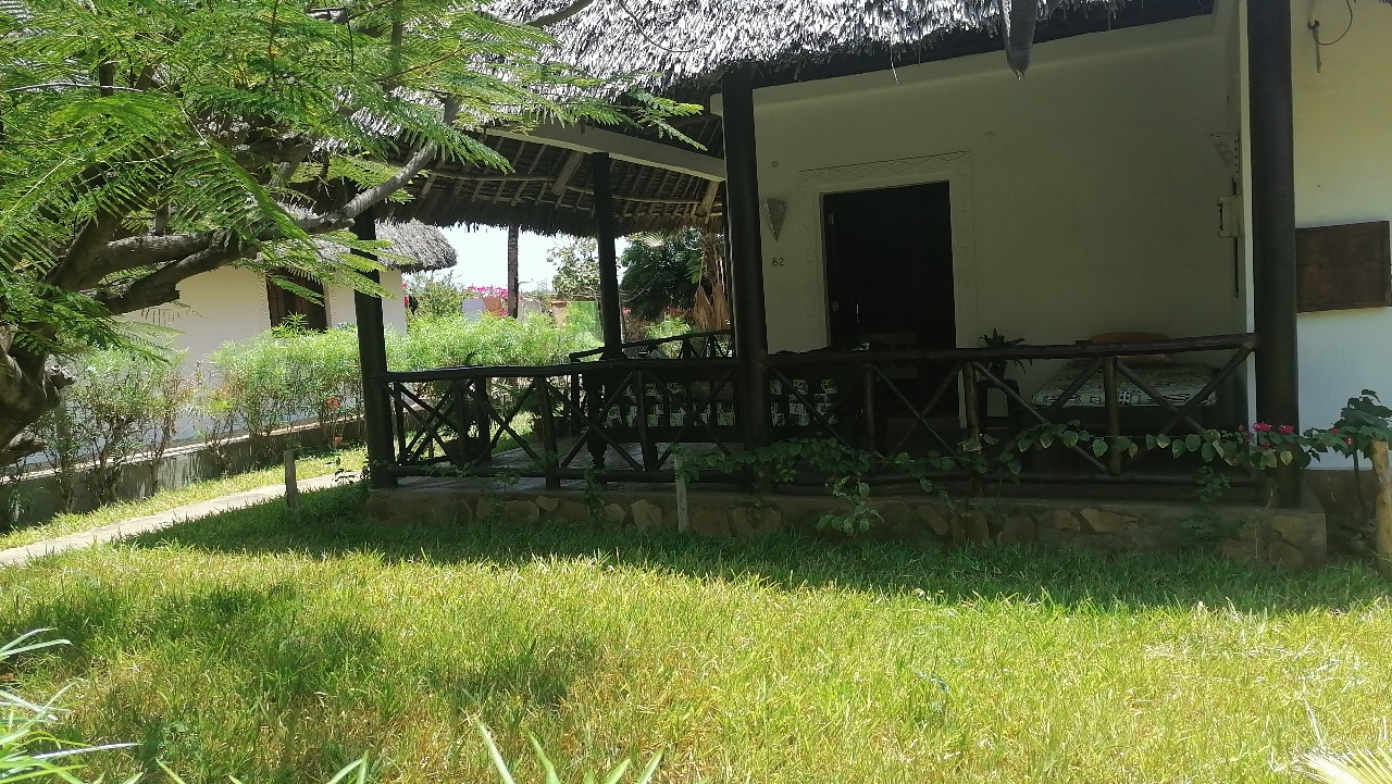 karibuni-villas-for-sale- 1 br chalet