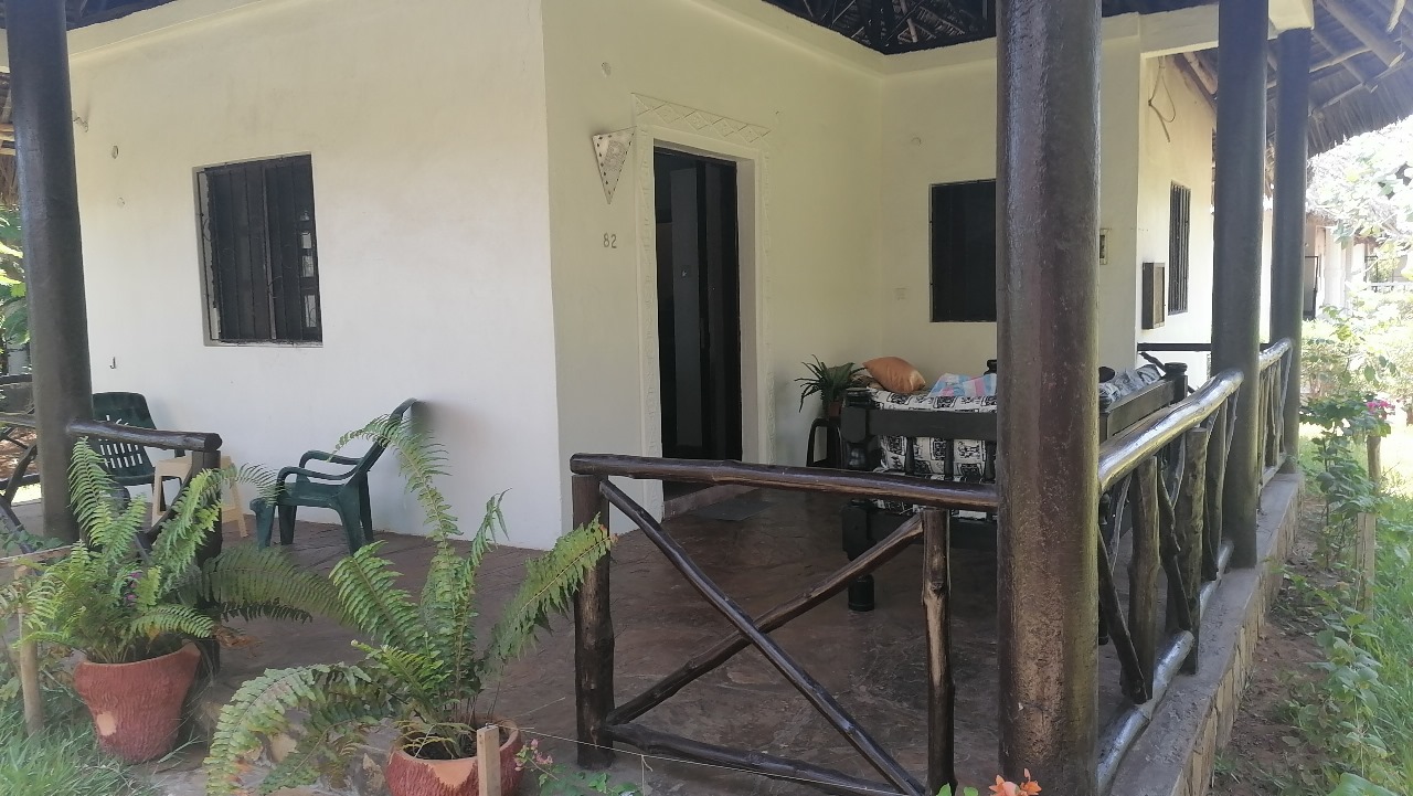 karibuni-villas-for-sale- 1 br chalet