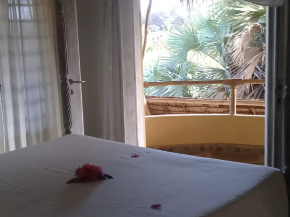 64a0a6ff-ff86-47ef-8c82-e3a04286753e