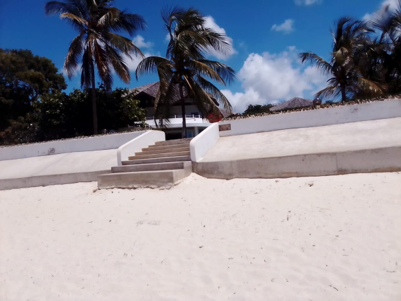 8916cc2b-2cf2-40a4-b027-ba9ab3b07fda