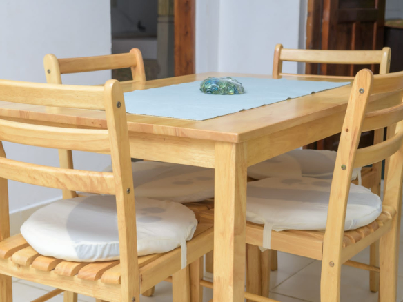dining-table-2