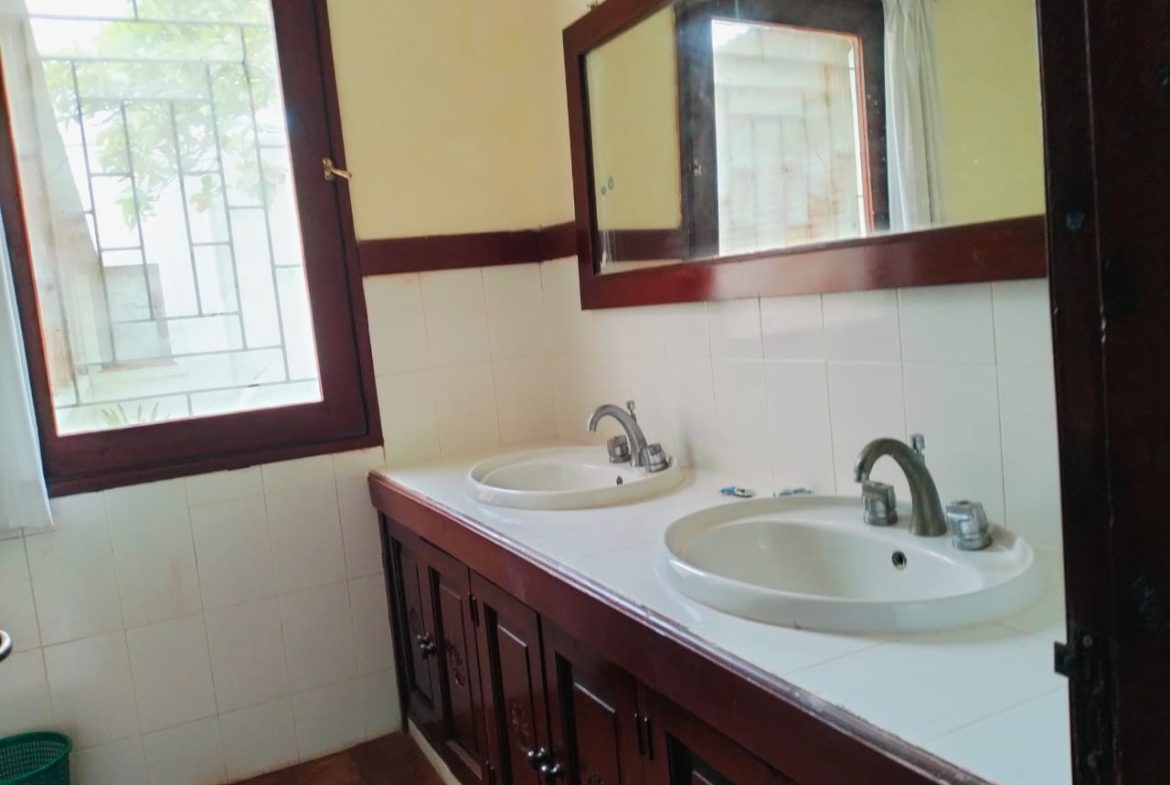 2br duplex apartment for sale in Malindi, beachfront