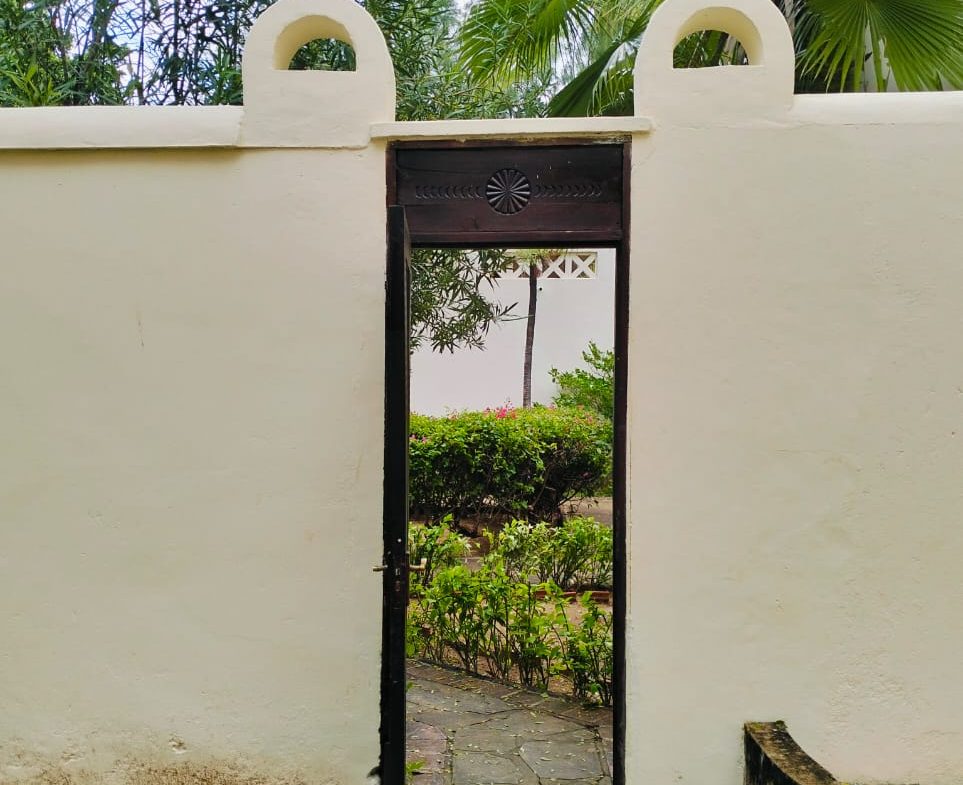 2br duplex apartment for sale in Malindi, beachfront