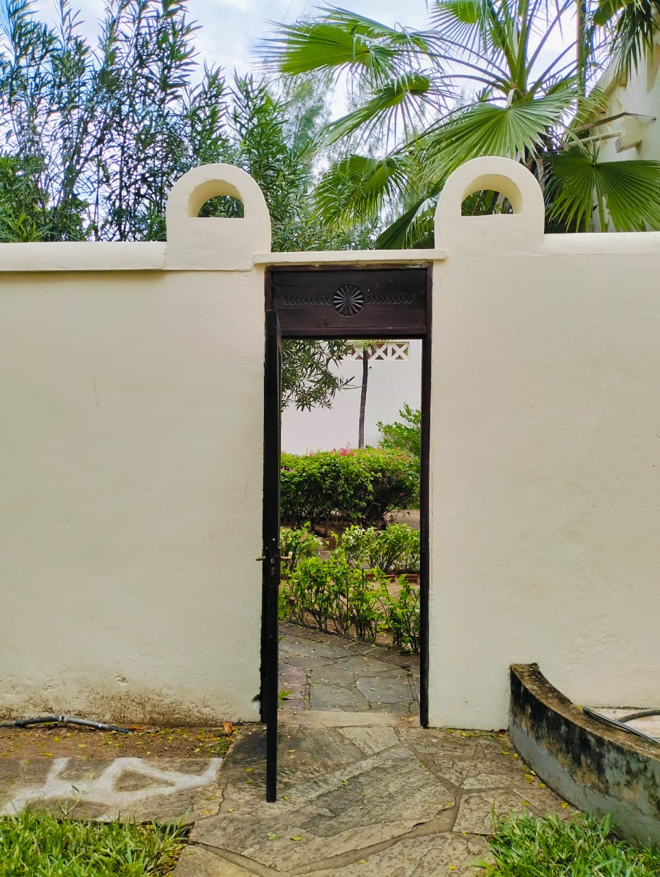 2br duplex apartment for sale in Malindi, beachfront