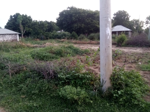 Half Acre for salein Kibokoni Malindi on Tarmac