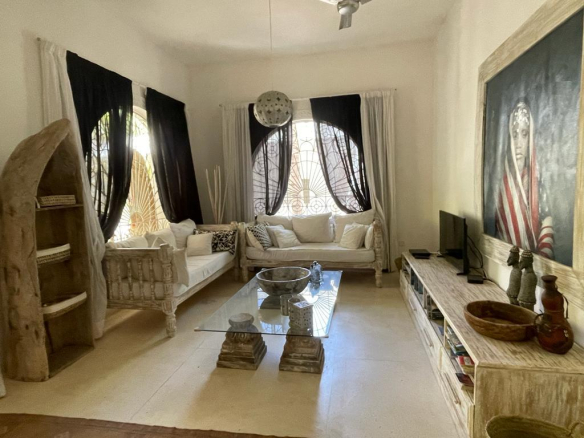 beachfront-2br-villa-in-mambrui-15k