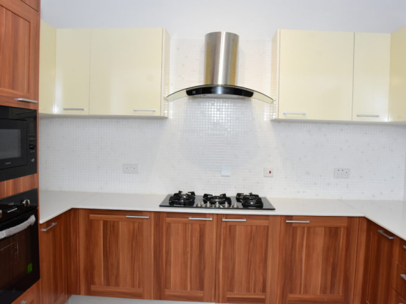 rosewood-fitted-kitchen