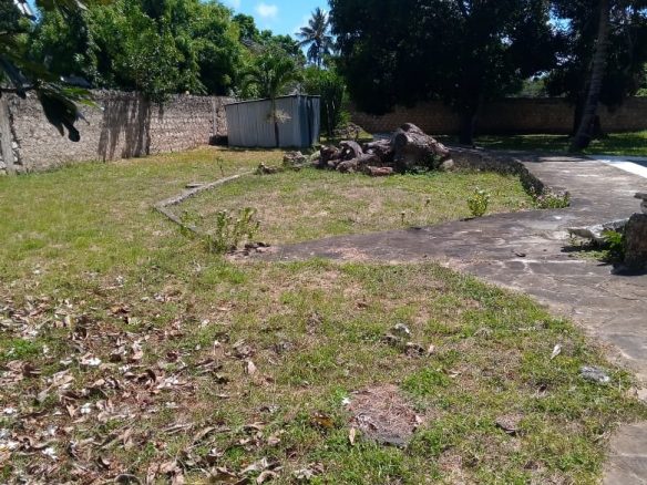 2 bedroom house for sale in Malindi