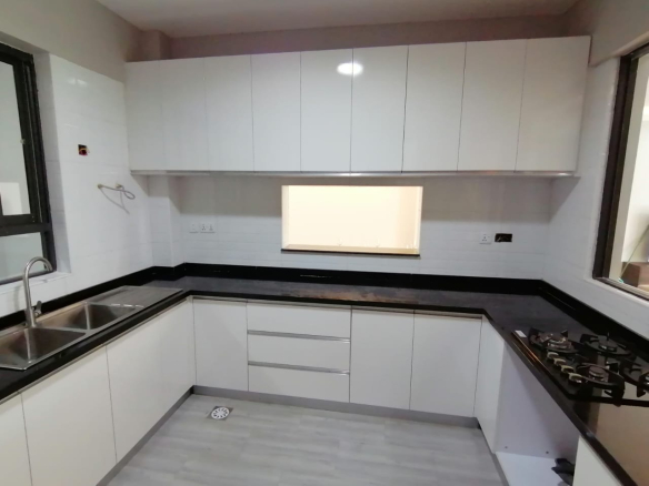white-oak-apartments-kitchen