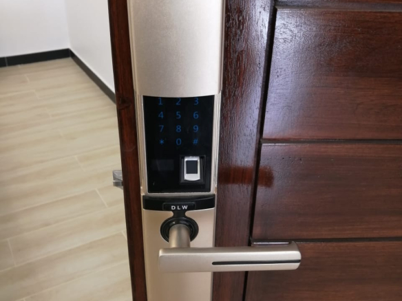 white-oak-apartments-access-control