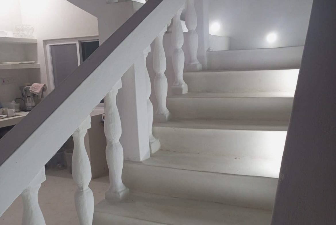 Staircase lighting 4br for sale in malindi