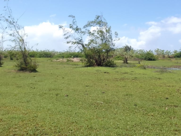 mkaazi-sabaki-river-20-acres-1
