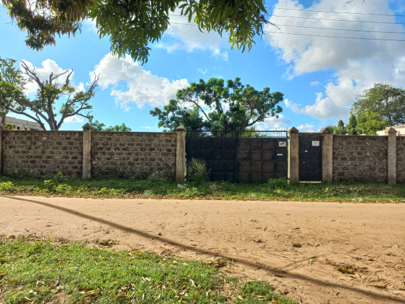 quater-acre-for-sale-in-mtangani-5