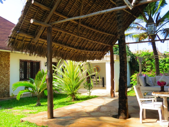 an-elegant-3-bedroom-bungalow for sale in Malindi, Casuarina road