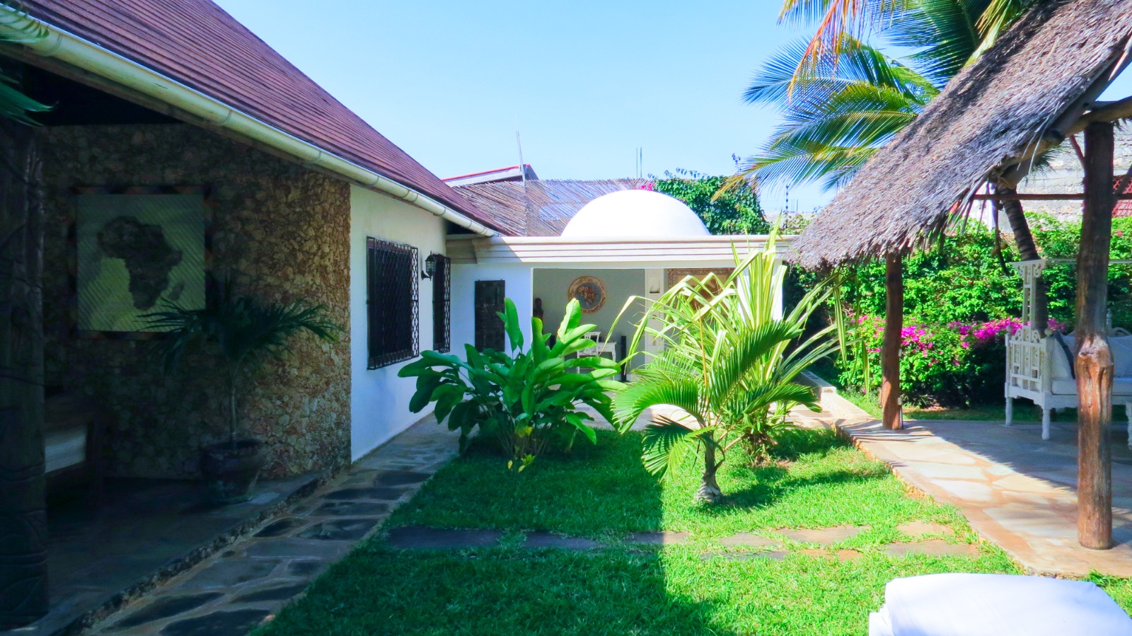 an-elegant-3-bedroom-bungalow for sale in Malindi, Casuarina road