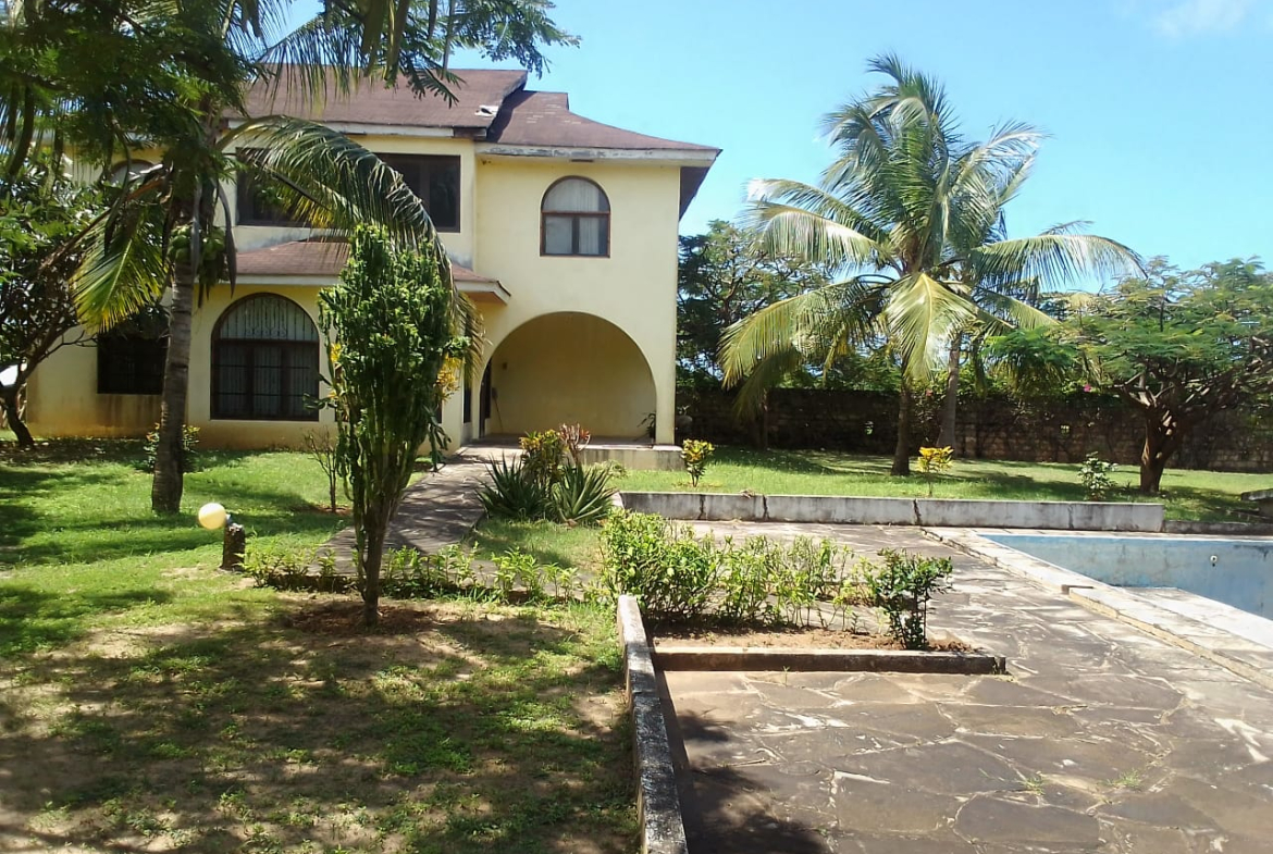 3bedroom villa-for-sale-in Malindi