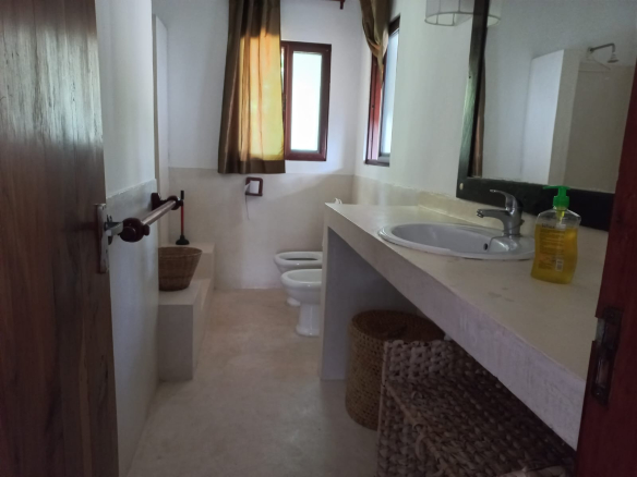 2-bedroom-beachfront-13