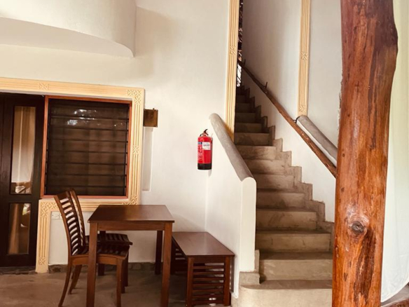 2-bedroom-shortstay-silversand-road-2-2