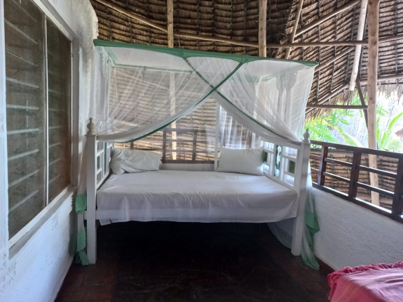 beachfront-3-bedroom-happsite-mkaazi-13