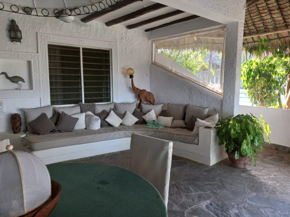 beachfront-3-bedroom-happsite-mkaazi-17