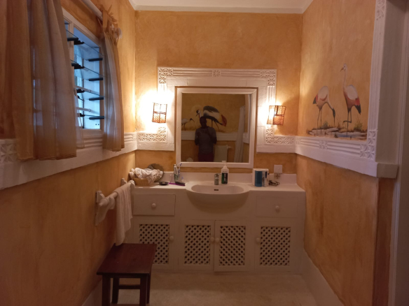 beachfront-3-bedroom-happsite-mkaazi-6