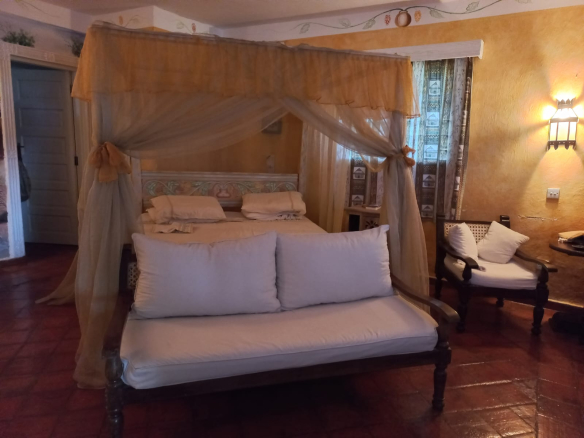 beachfront-3-bedroom-happsite-mkaazi-8