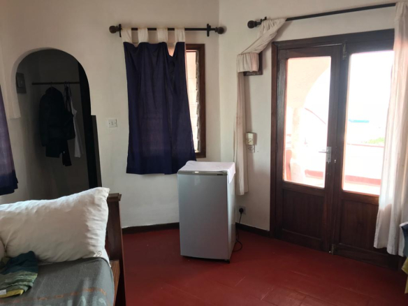 beachfront-5-bedroom-villa-mkaazi-3