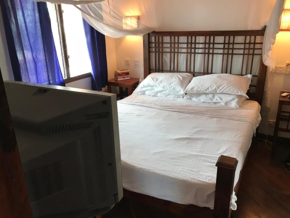 beachfront-5-bedroom-villa-mkaazi-7