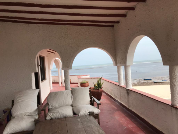 beachfront-5-bedroom-villa-mkaazi-8