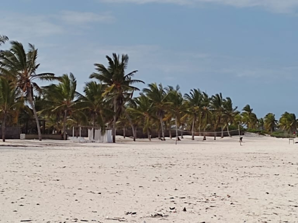 mkaazi-2-5-beachfront-st-thomas-2