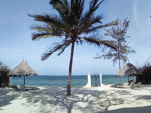 Silver rock hotel apartments in malindi for short stays