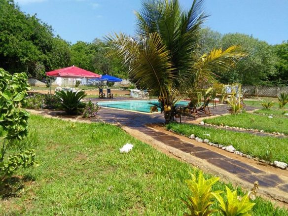 3 Cottages for sale in Kilifi on 1 acre