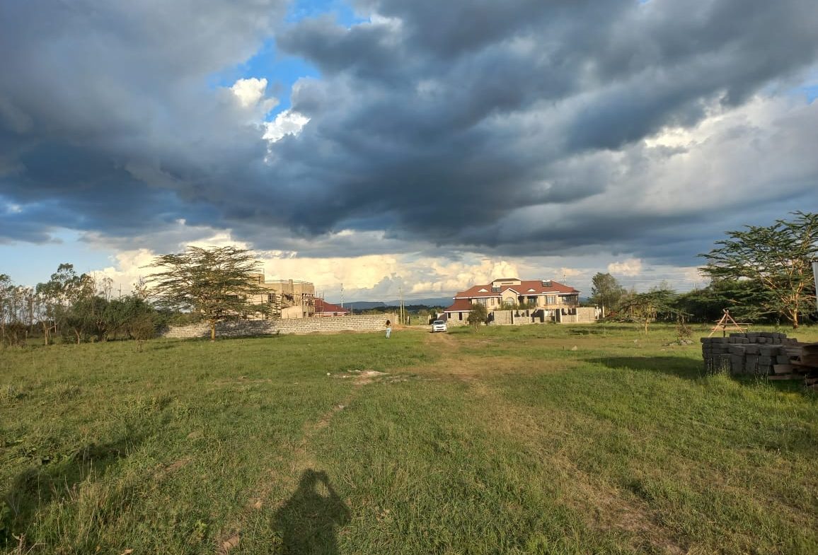 Prime residential quarter acre land for sale in Kitengela.