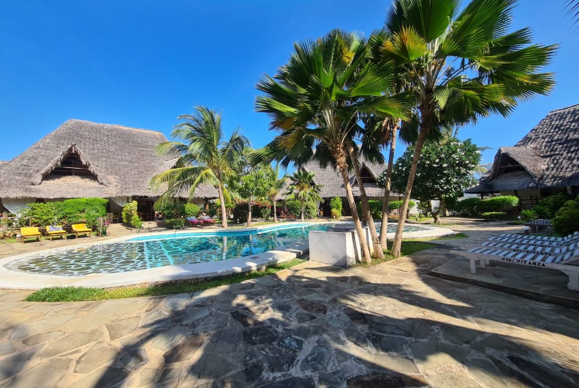 Specious 2 bedroom villa for short stay along Marine Park Road, Malindi.