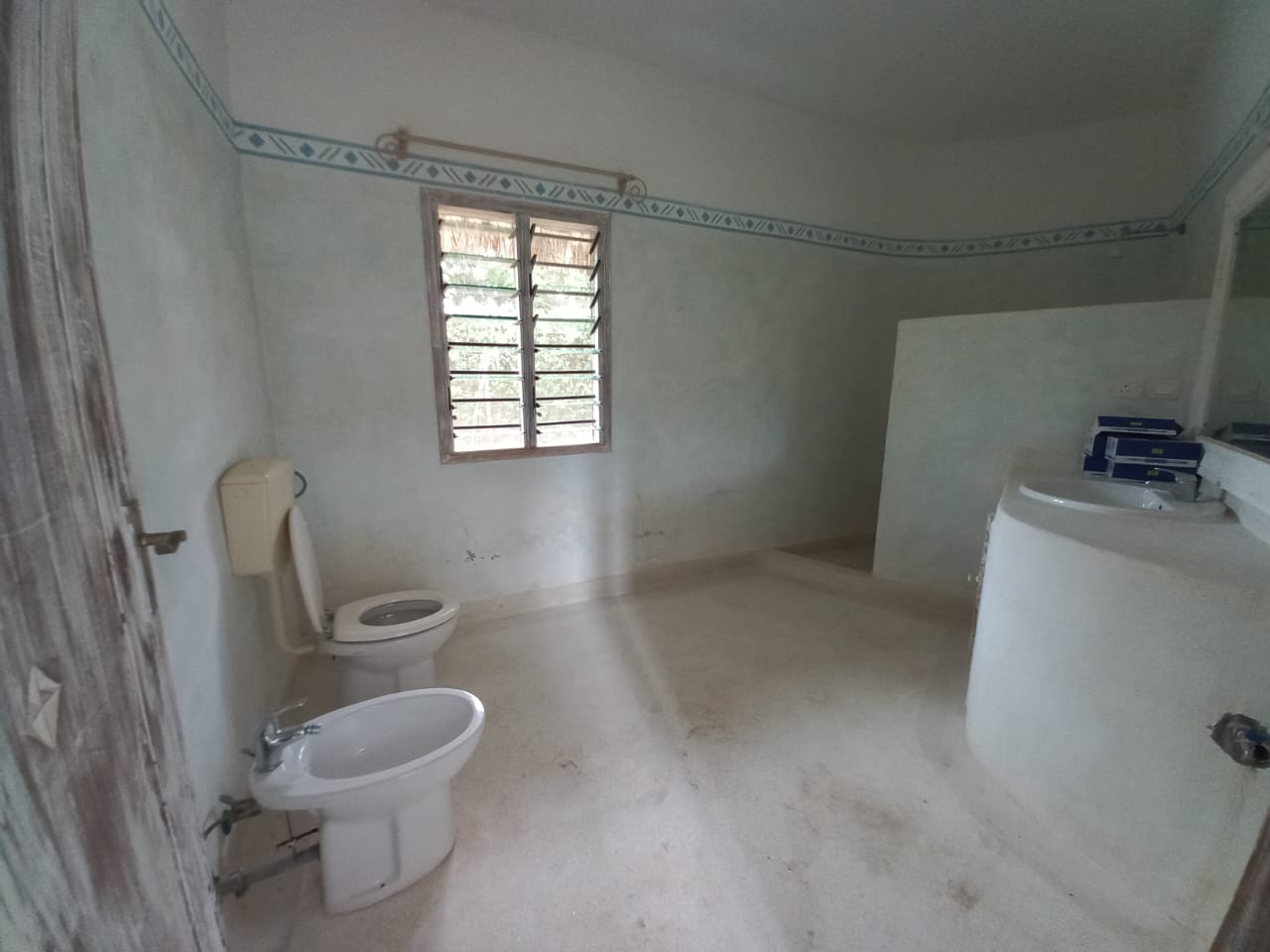 5br villa for sale in Malindi, Casuarina road