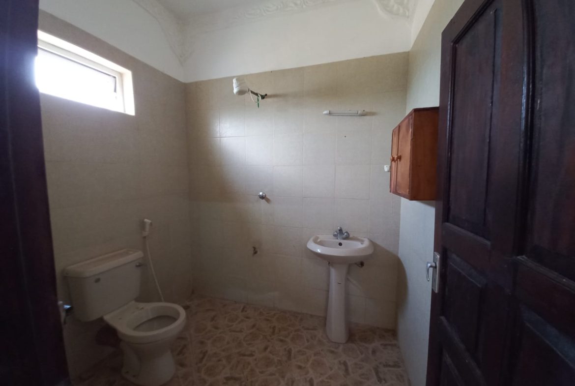1 br penthouse for rent in Malindi