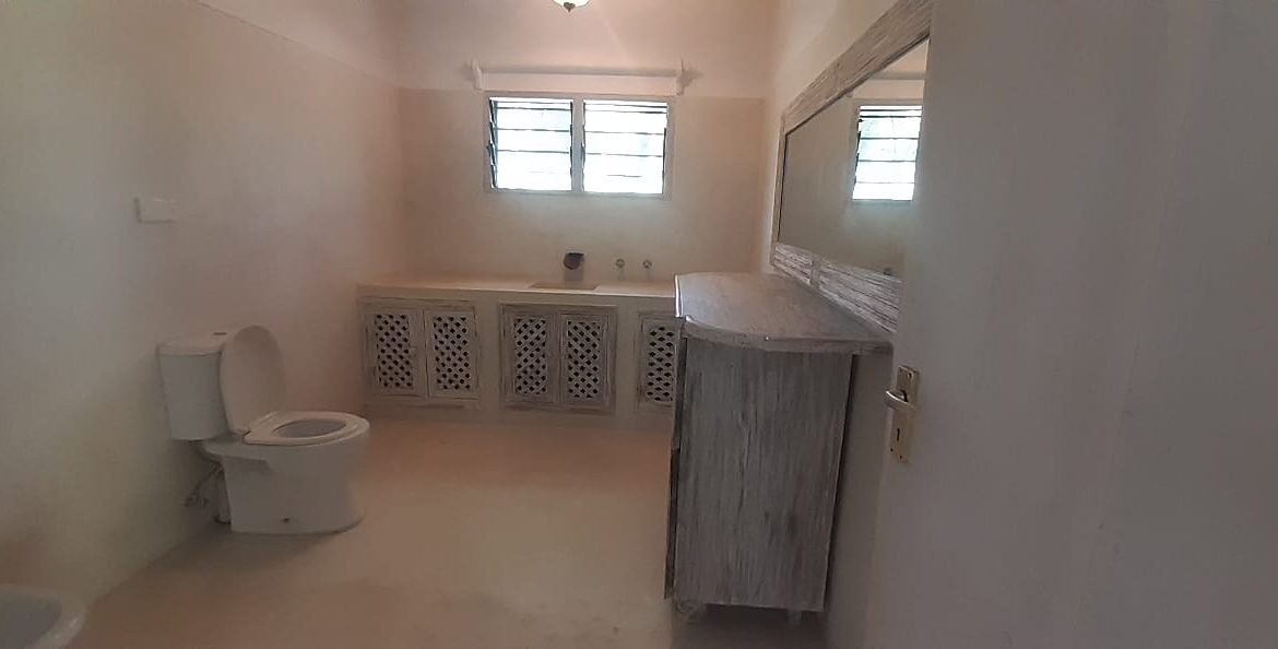 6 Bedroom Villa for sale in Malindi