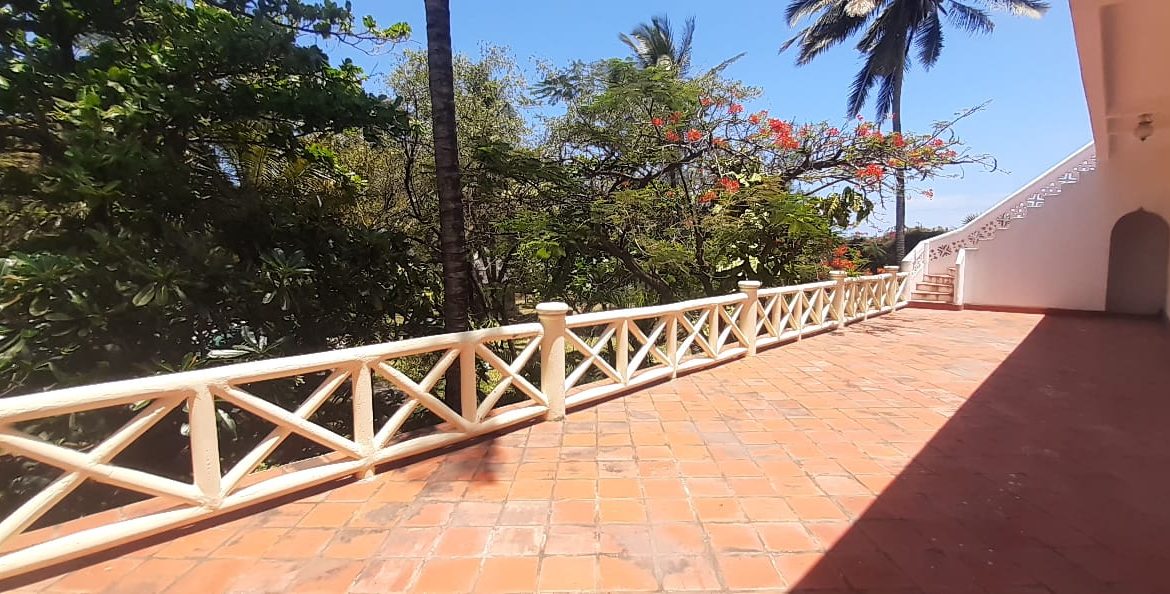 6 Bedroom Villa for sale in Malindi