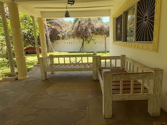 6 Bedroom Villa for sale in Malindi