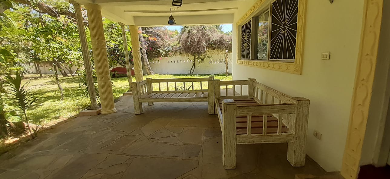 6 Bedroom Villa for sale in Malindi