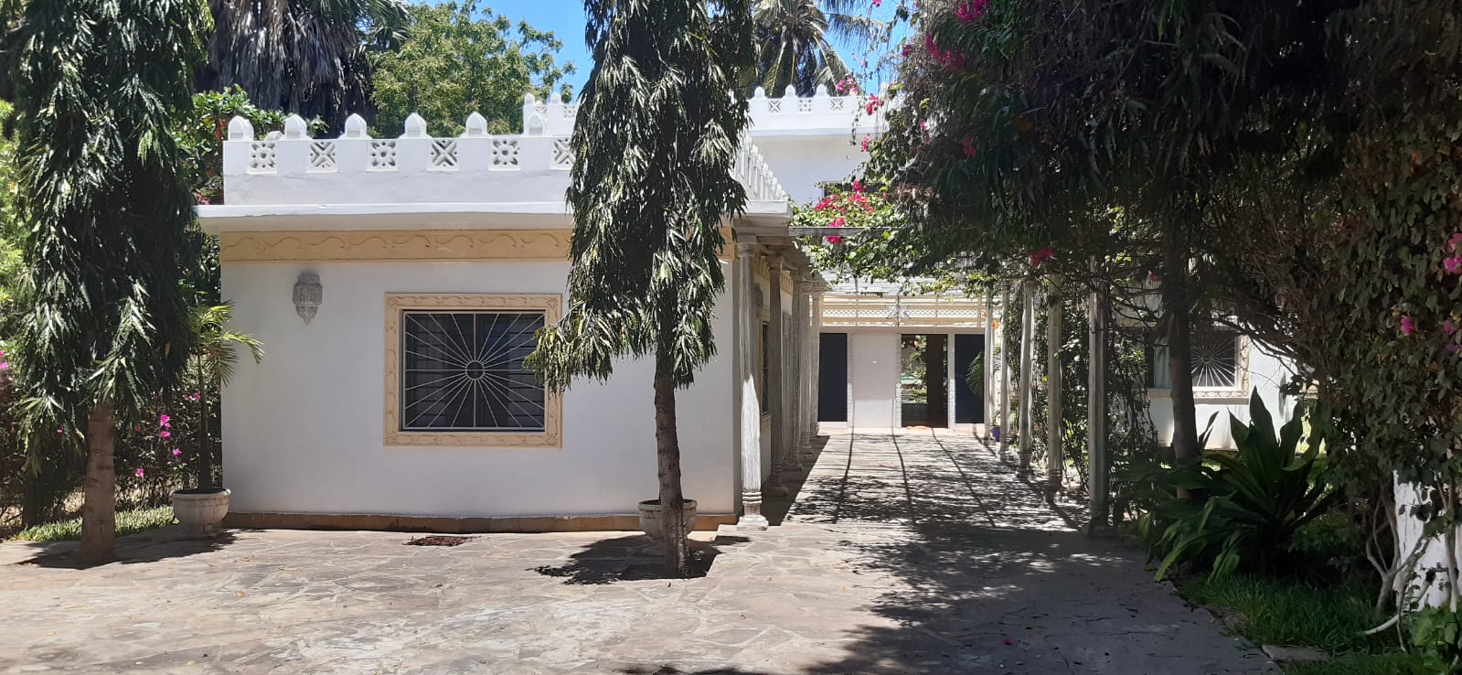 6 Bedroom Villa for sale in Malindi