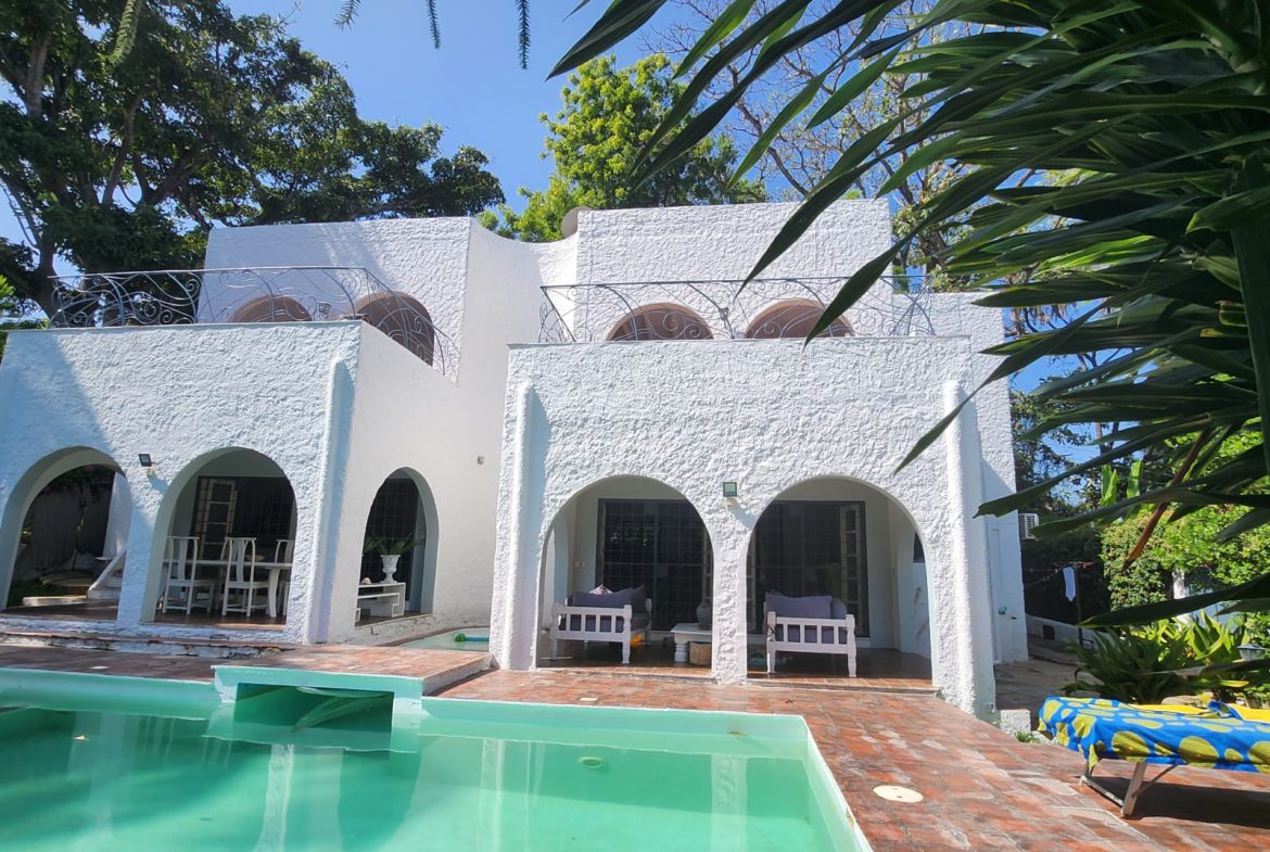 Furnished 4Br Villa for sale in Malindi Iguana Beach