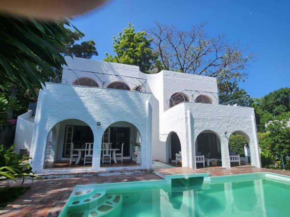 Furnished 4Br Villa for sale in Malindi Iguana Beach