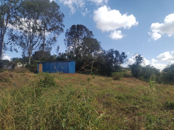 40by80 commercial plots for sale in Thika