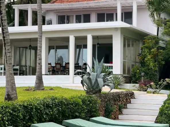 Beachfront Villa for sale in Casuarina Malindi