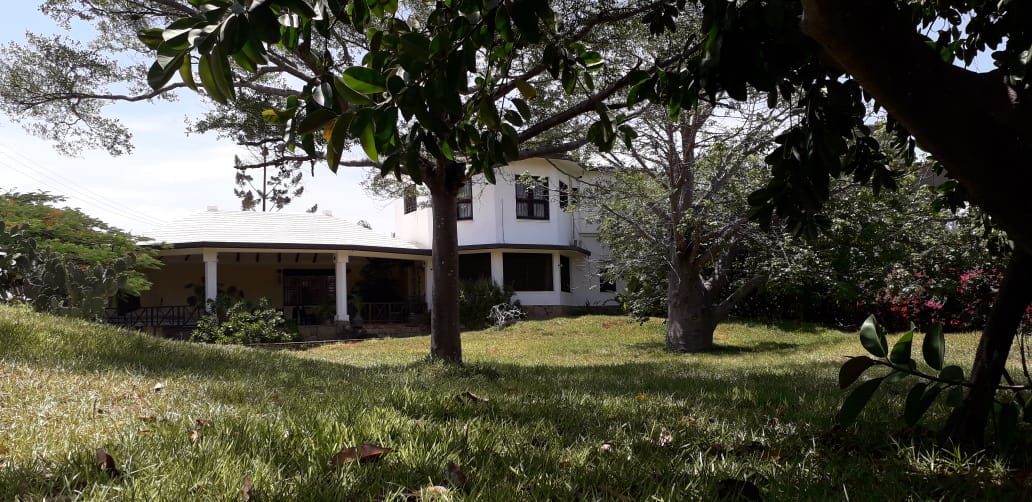 3br for sale in Malindi, Casuarina road, on 1 acre