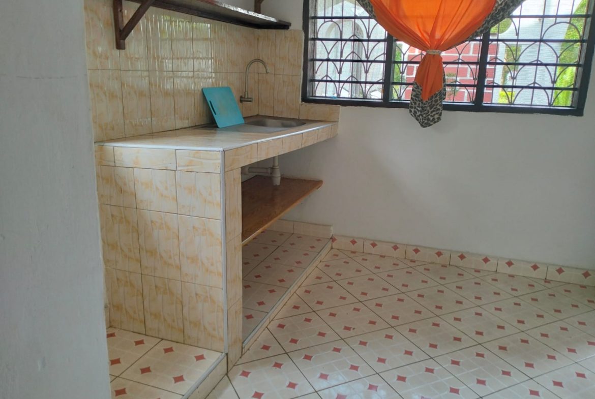 Spacious 1 bedroom house for rent in malindi