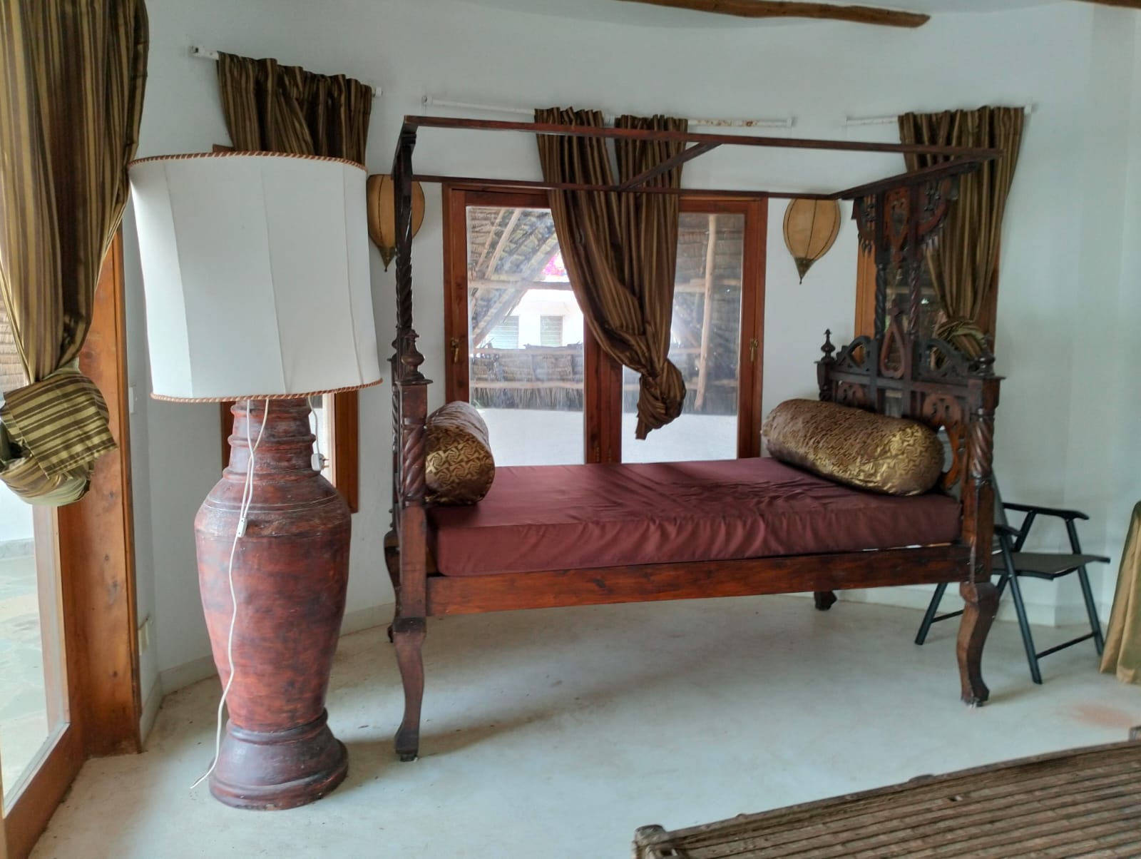 Stunning 2 bedroom Beachfront Chalet for sale in Malindi